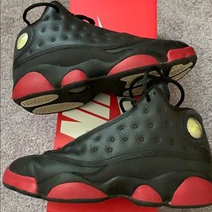 Boy Jordan red/ black